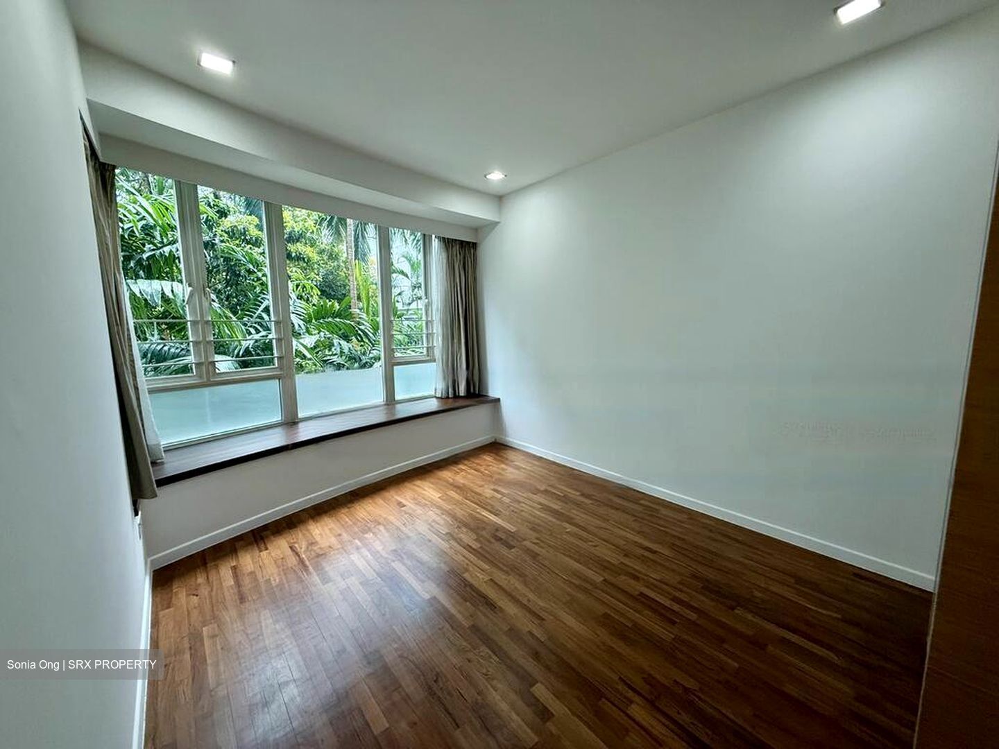 Blossoms @ Woodleigh (D13), Condominium #453785231